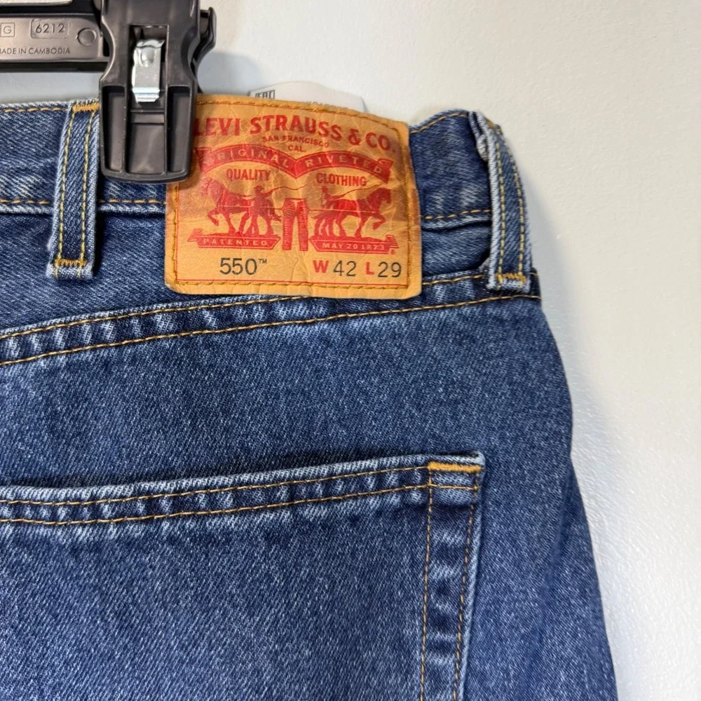 Levis 550 Relaxed Fit Mens Blue Denim Jeans W42‎ L29 Medium Wash Classic